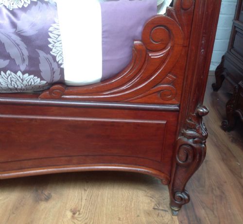 KINGSIZE MAHOGANY CARVED FRENCH BED - ADDITIONAL PHOTO 9