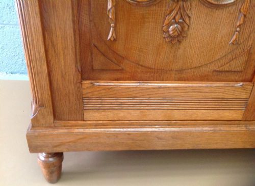 CARVED OAK FRENCH WASHSTAND - ADDITIONAL PHOTO 2