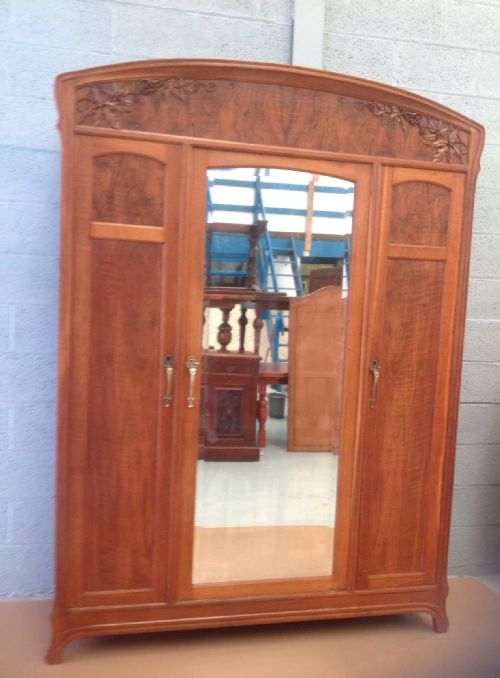 large oak french arts and crafts armoire - CATEGORY: ANTIQUE WARDROBES - DATED 1900