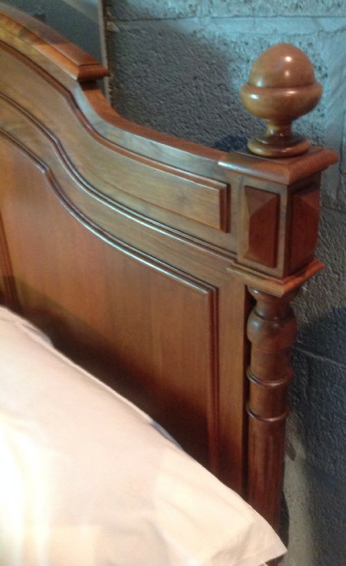 SOLID WALNUT FRENCH PANELLED BED - ADDITIONAL PHOTO 5