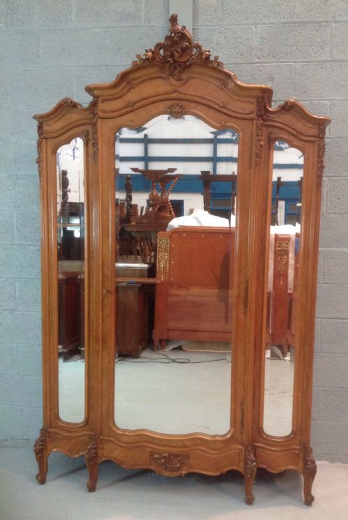 large french breakfront walnut armoire - CATEGORY: ANTIQUE WARDROBES - DATED 1900