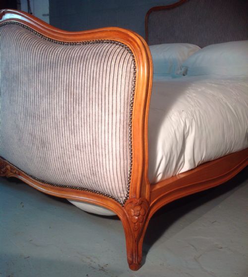 CARVED WALNUT FRENCH UPHOLSTERED BED - ADDITIONAL PHOTO 1