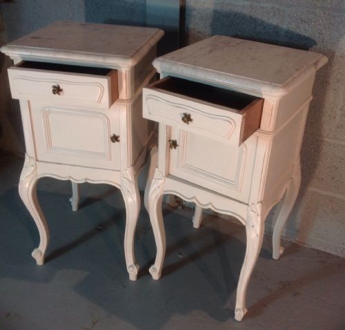 PAIR OF PAINTED FRENCH BEDSIDE CABINETS - ADDITIONAL PHOTO 2