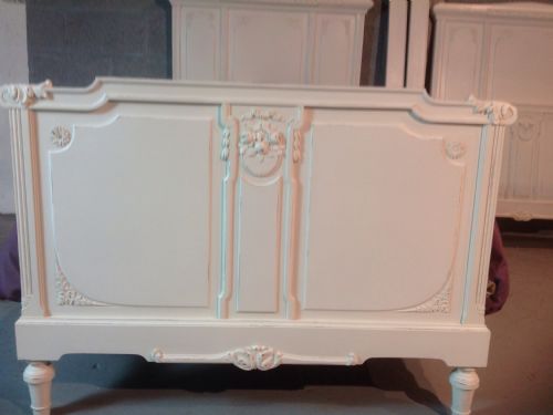 PAIR OF FRENCH WALNUT BEDS - ADDITIONAL PHOTO 2