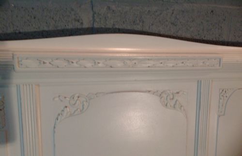 PAIR OF FRENCH WALNUT BEDS - ADDITIONAL PHOTO 3