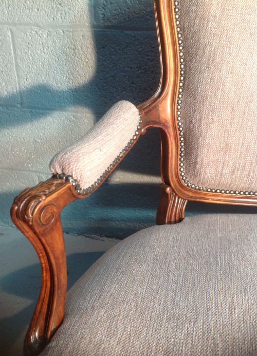CARVED WALNUT FRENCH SOFA - ADDITIONAL PHOTO 3