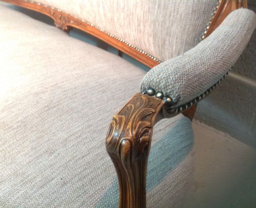 CARVED WALNUT FRENCH SOFA - ADDITIONAL PHOTO 5