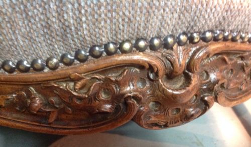 CARVED WALNUT FRENCH SOFA - ADDITIONAL PHOTO 7