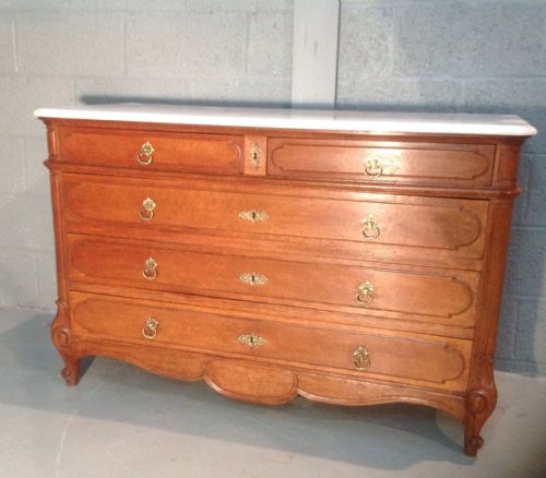 SOLID OAK FRENCH COMMODE WITH MIRROR - ADDITIONAL PHOTO 1