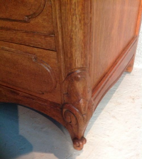SOLID OAK FRENCH COMMODE WITH MIRROR - ADDITIONAL PHOTO 8