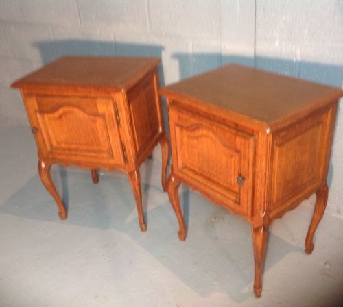 PAIR OF FRENCH BEDSIDE CABINETS - ADDITIONAL PHOTO 5