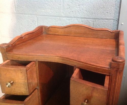 PAIR OF FRENCH OAK BEDSIDE CABINETS - ADDITIONAL PHOTO 5