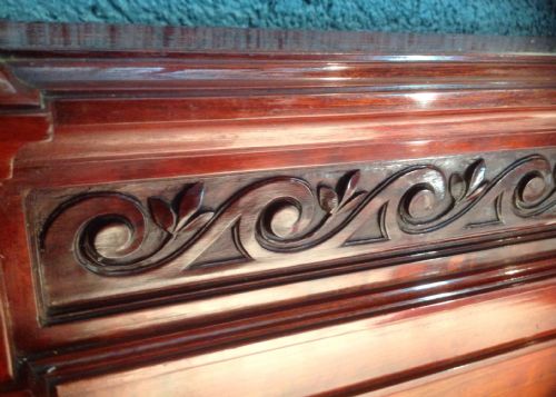 MAHOGANY KINGSIZE BED AND BEDSIDE CABINETS - ADDITIONAL PHOTO 6