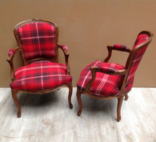 PAIR OF FRENCH ARMCHAIRS IN TARTAN FABRIC - ADDITIONAL PHOTO 1