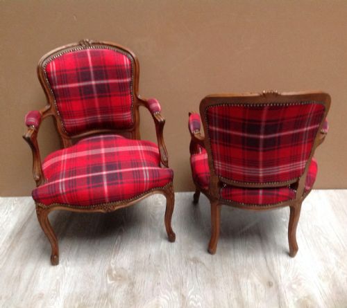 PAIR OF FRENCH ARMCHAIRS IN TARTAN FABRIC - ADDITIONAL PHOTO 2