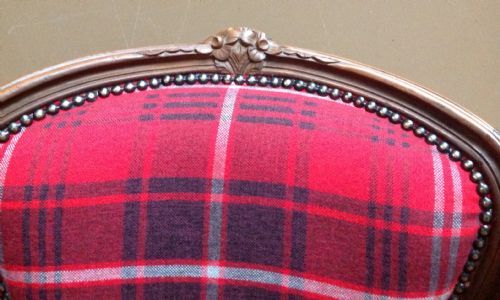 PAIR OF FRENCH ARMCHAIRS IN TARTAN FABRIC - ADDITIONAL PHOTO 8