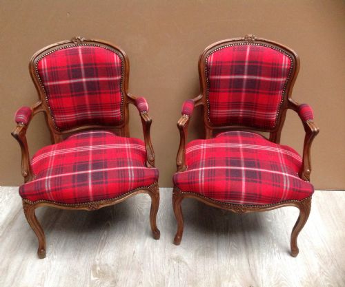 PAIR OF FRENCH ARMCHAIRS IN TARTAN FABRIC - ADDITIONAL PHOTO 13