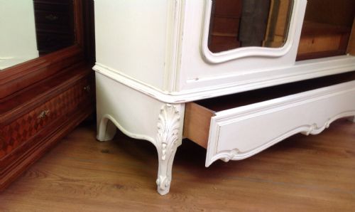 PAINTED FRENCH ARMOIRE - ADDITIONAL PHOTO 4