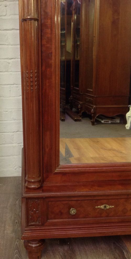 LARGE BREAKFRONT TRIPLE MIRROR FRENCH ARMOIRE - ADDITIONAL PHOTO 10