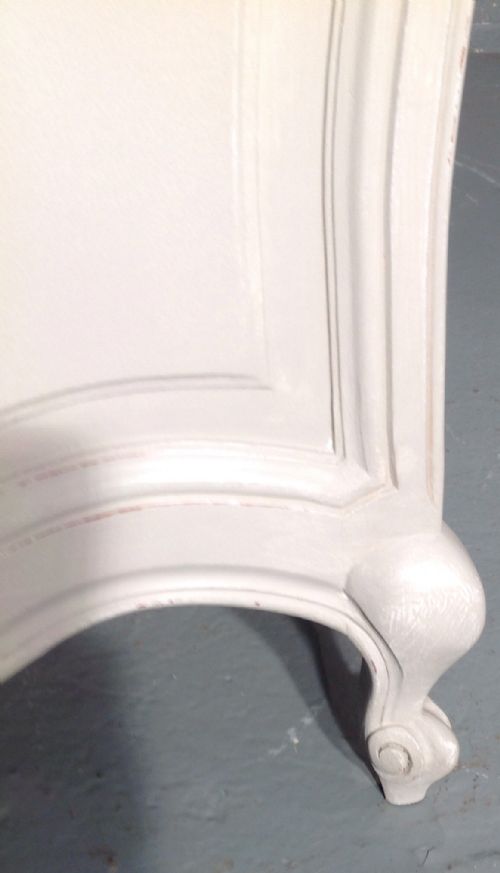 PAINTED KINGSIZE FRENCH BED AND BEDSIDE CABINETS - ADDITIONAL PHOTO 7