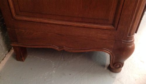 SOLID OAK FRENCH TRIPLE ARMOIRE - ADDITIONAL PHOTO 10