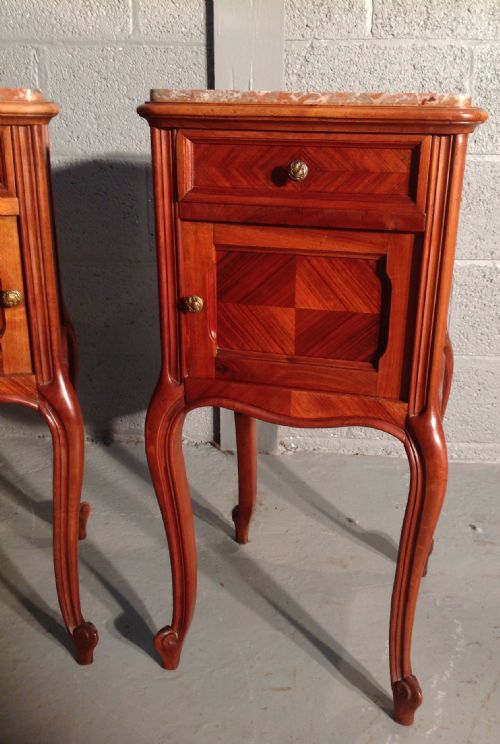 PAIR OF WALNUT FRENCH BEDSIDE CABINETS - ADDITIONAL PHOTO 2