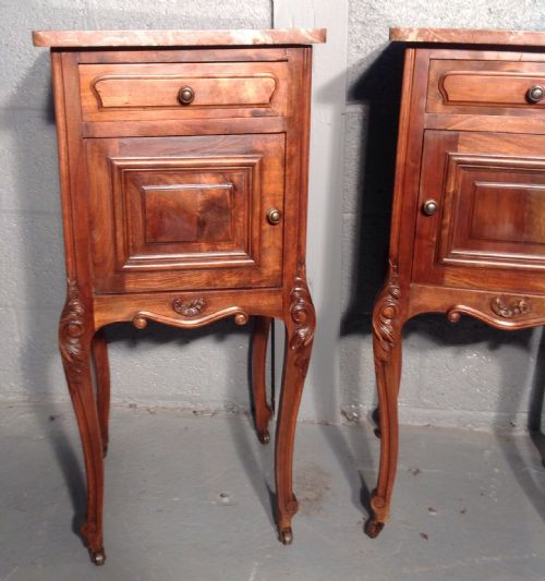 PAIR OF FRENCH WALNUT BEDSIDE CABINETS - ADDITIONAL PHOTO 1