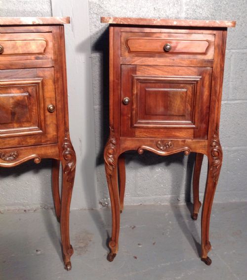 PAIR OF FRENCH WALNUT BEDSIDE CABINETS - ADDITIONAL PHOTO 2