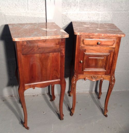 PAIR OF FRENCH WALNUT BEDSIDE CABINETS - ADDITIONAL PHOTO 4