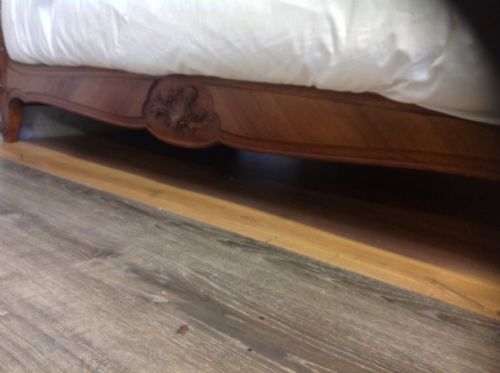 CARVED WALNUT FRENCH BED - ADDITIONAL PHOTO 7
