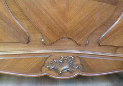 CARVED WALNUT FRENCH BED - ADDITIONAL PHOTO 10