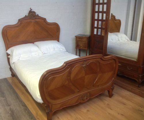 CARVED WALNUT FRENCH BED - ADDITIONAL PHOTO 11