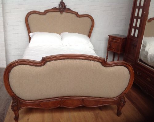 UPHOLSTERED LOUIS VX BED - ADDITIONAL PHOTO 10