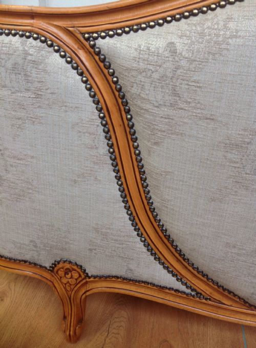 FRENCH WALNUT CORBEILLE CARVED BED - ADDITIONAL PHOTO 5