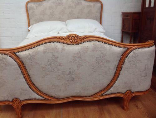 FRENCH WALNUT CORBEILLE CARVED BED - ADDITIONAL PHOTO 9