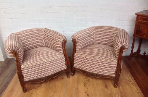 pair of upholstered french louis xv club chairs - CATEGORY: ANTIQUE CHAIRS - DATED 1900