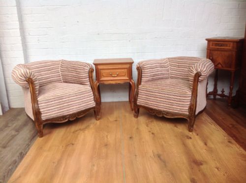 PAIR OF UPHOLSTERED FRENCH LOUIS XV CLUB CHAIRS - ADDITIONAL PHOTO 7
