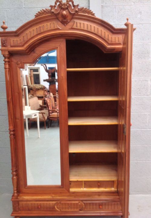 SOLID CHESTNUT FRENCH ARMOIRE - ADDITIONAL PHOTO 7