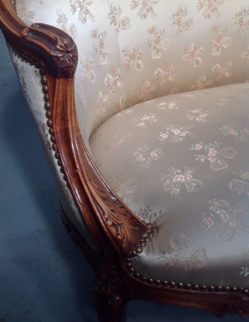FRENCH CARVED WALNUT SOFA - ADDITIONAL PHOTO 12