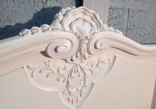 PAINTED FRENCH WALNUT CARVED BED - ADDITIONAL PHOTO 7