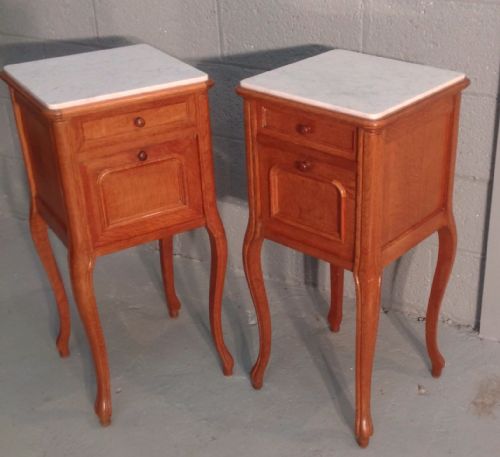 PAIR OF FRENCH OAK BEDSIDE CABINETS - ADDITIONAL PHOTO 9