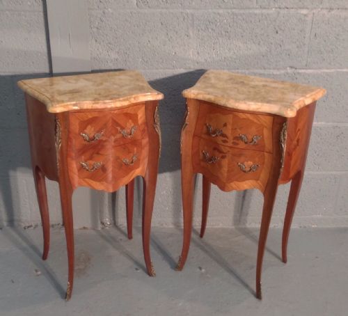 pair of french marquetry bedside cabinets - CATEGORY: ANTIQUE CABINETS - DATED 1920