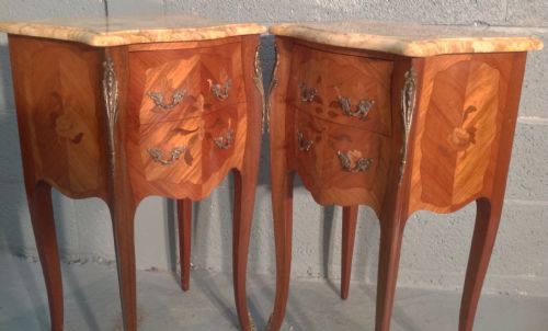 PAIR OF FRENCH MARQUETRY BEDSIDE CABINETS - ADDITIONAL PHOTO 5