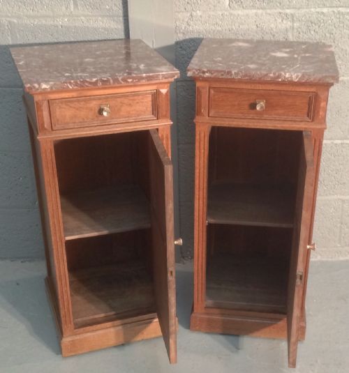 PAIR OF FRENCH ARTS AND CRAFTS OAK BEDSIDE CABINETS - ADDITIONAL PHOTO 1