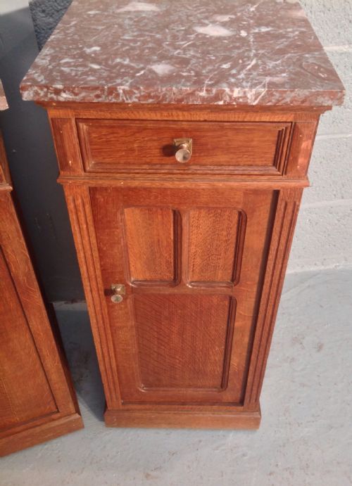 PAIR OF FRENCH ARTS AND CRAFTS OAK BEDSIDE CABINETS - ADDITIONAL PHOTO 5