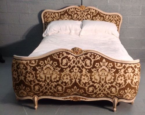 french corbeille kingsize bed - CATEGORY: ANTIQUE BEDS - DATED 1920