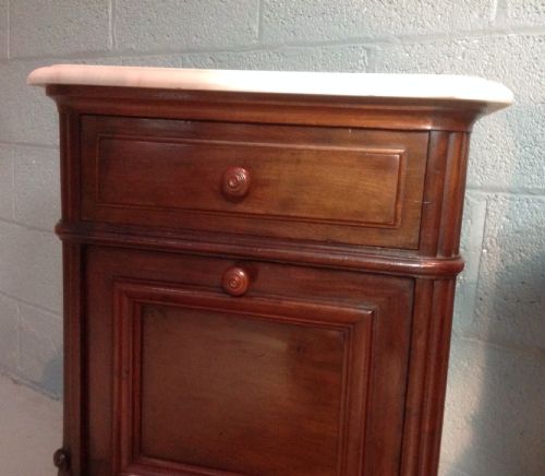 PAIR OF FRENCH MAHOGANY BEDSIDE CABINETS - ADDITIONAL PHOTO 8