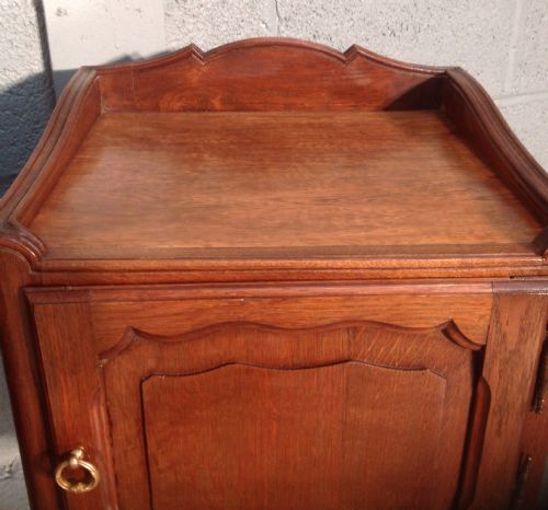 PAIR OF FRENCH BEDSIDE CABINETS - ADDITIONAL PHOTO 2