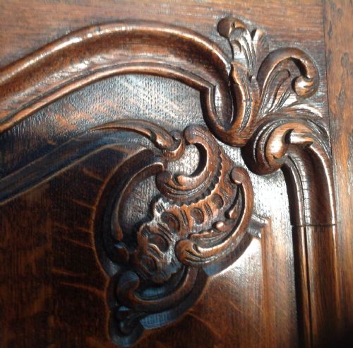 OUTSTANDING CARVED FRENCH ARMOIRE - ADDITIONAL PHOTO 4
