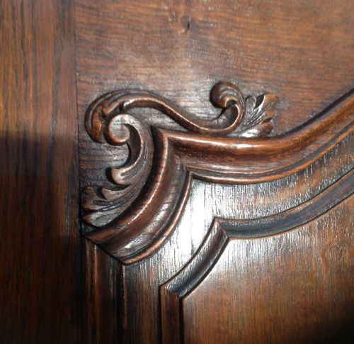 OUTSTANDING CARVED FRENCH ARMOIRE - ADDITIONAL PHOTO 8